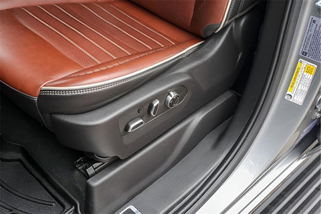 Certified 2025 GMC Sierra 2500 Denali Ultimate image 11