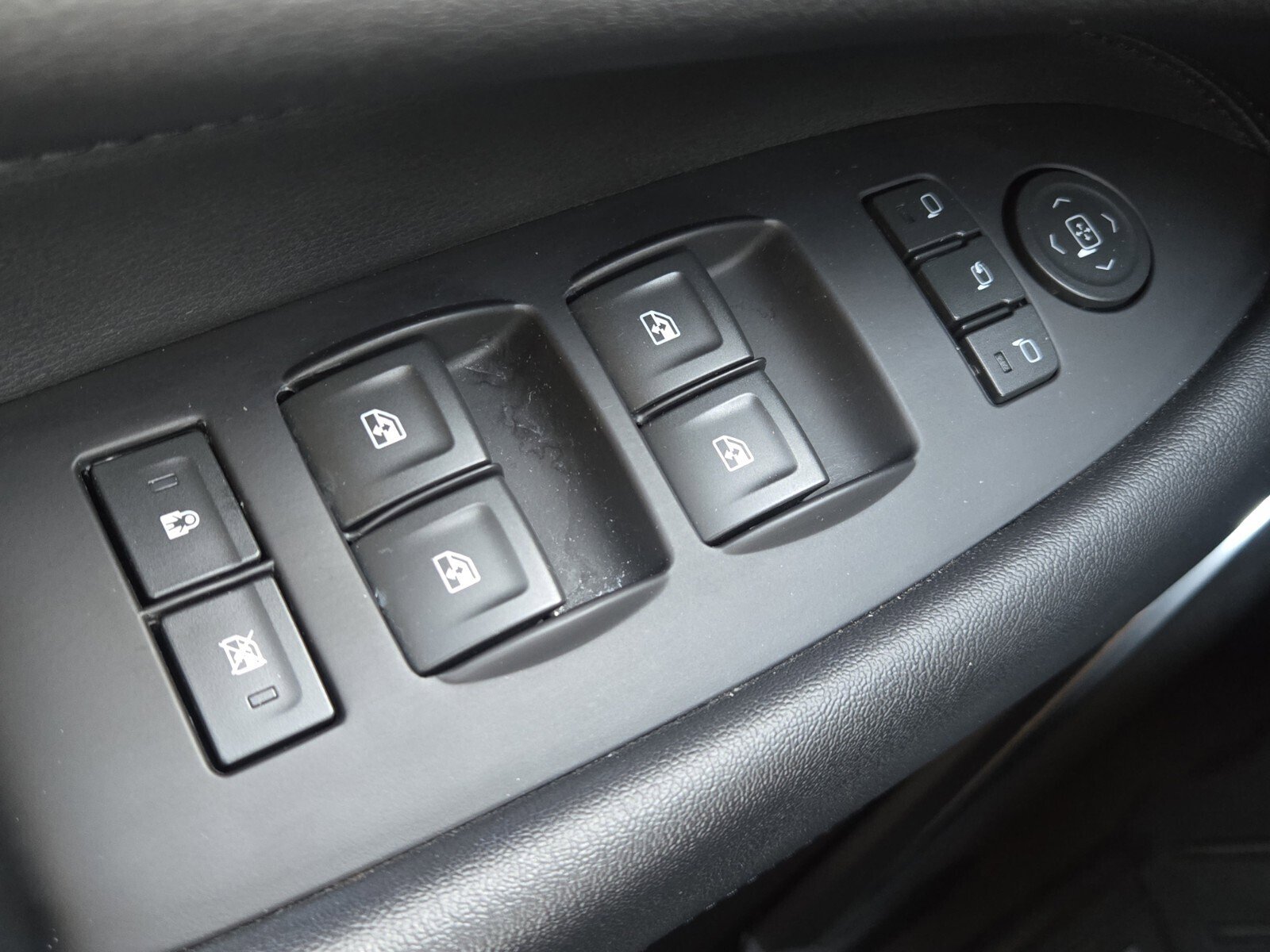 Used 2020 Cadillac Escalade Luxury image 32