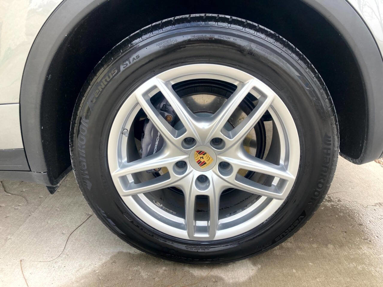 Used 2014 Porsche Cayenne AWD/4WD image 42