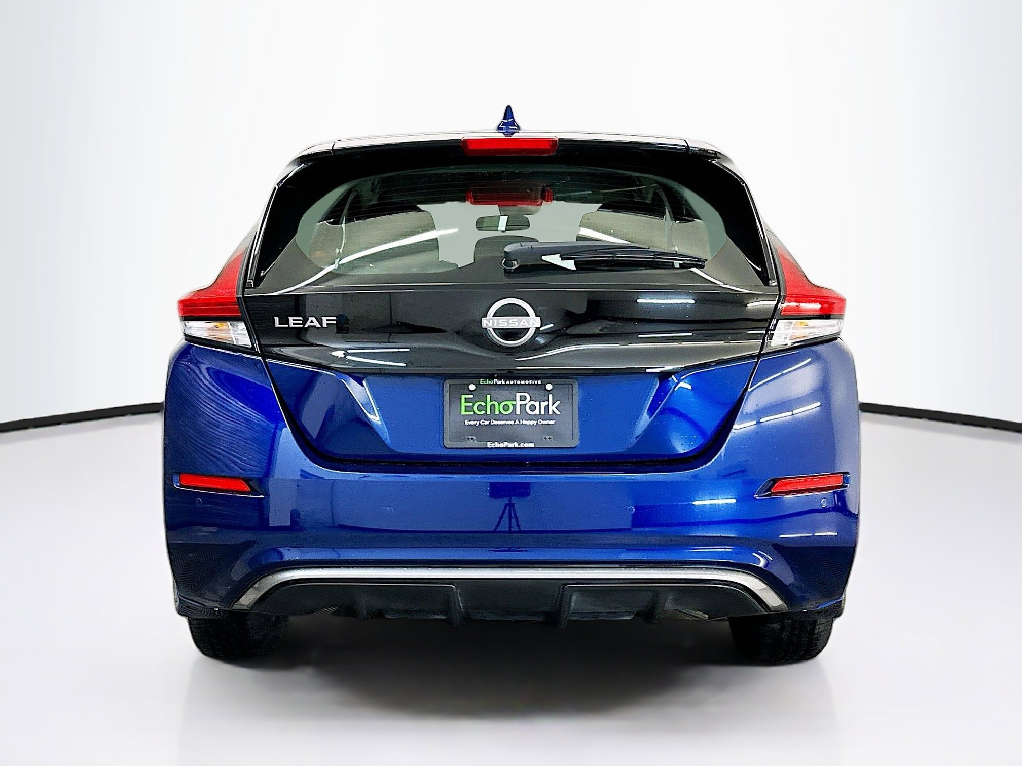 Used 2024 Nissan Leaf S FWD image 7