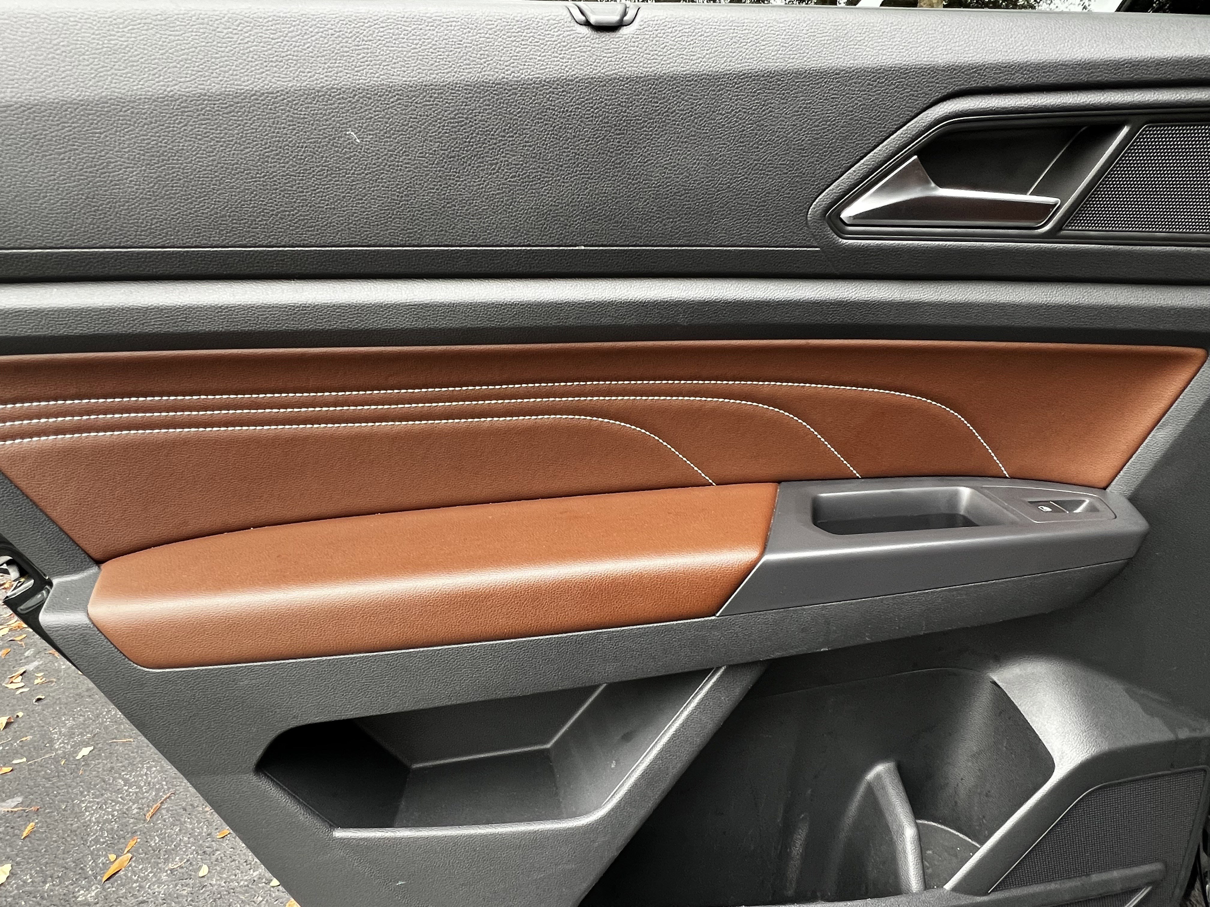 Used 2021 Volkswagen Atlas SE w/ Panoramic Sunroof Package image 29