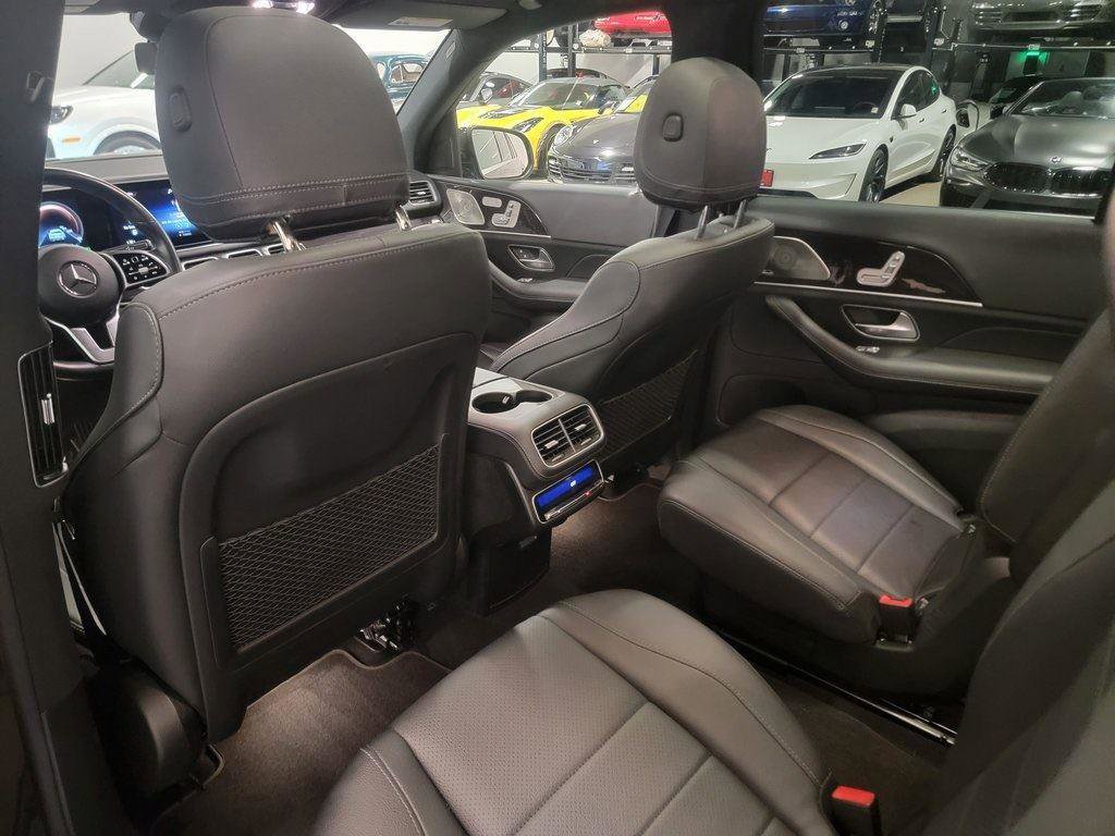 Used 2023 Mercedes-Benz GLS 450 4MATIC image 21