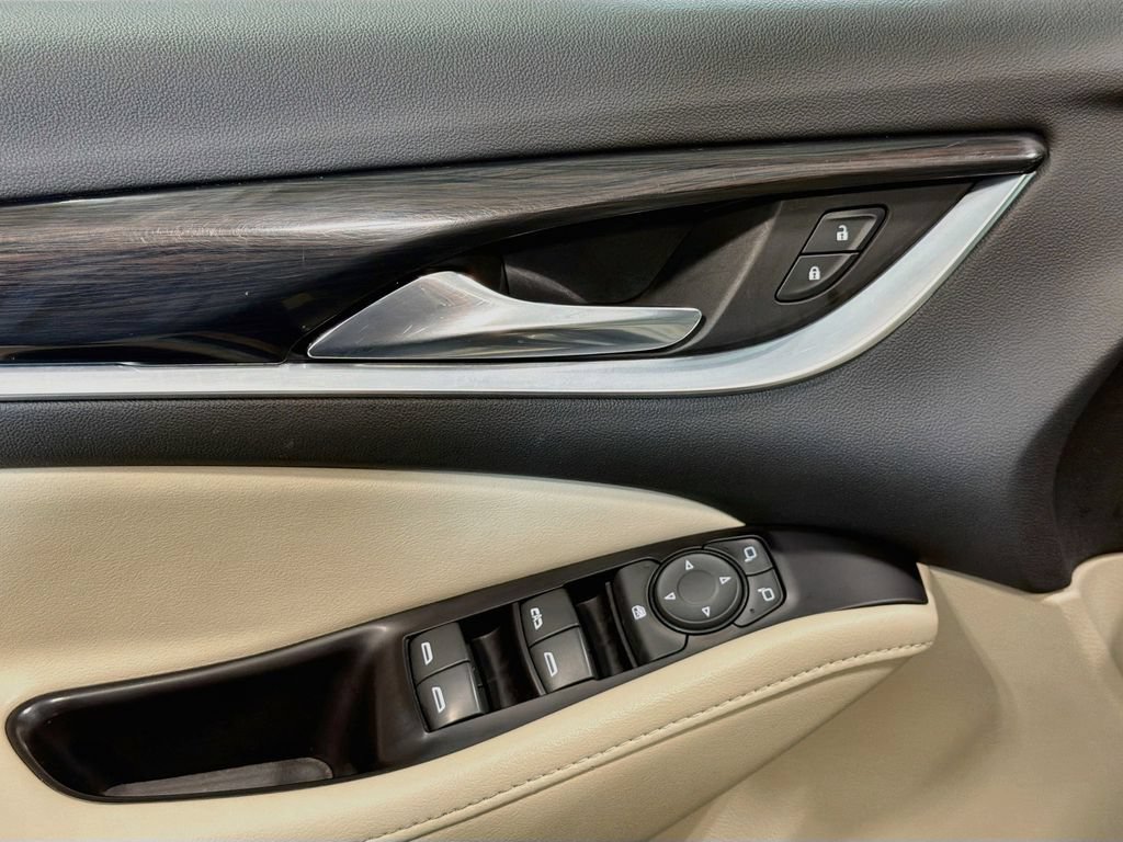 Used 2020 Buick Enclave Essence w/ Sound and Sites Package FWD image 19