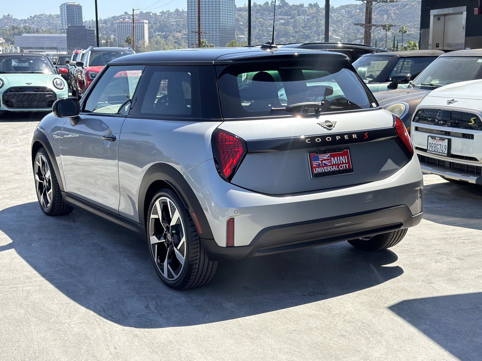 Used 2026 MINI Cooper S FWD image 4