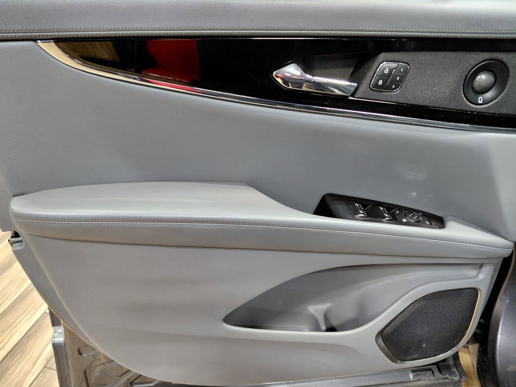 Used 2022 Lincoln Nautilus Reserve w/ Equipment Group 201A AWD/4WD image 41