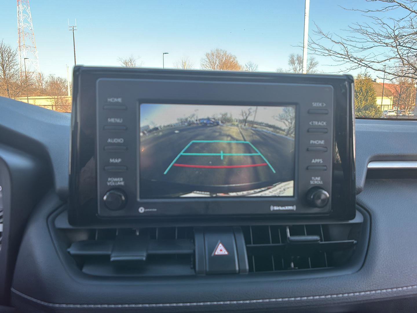 Used 2021 Toyota RAV4 XLE image 22