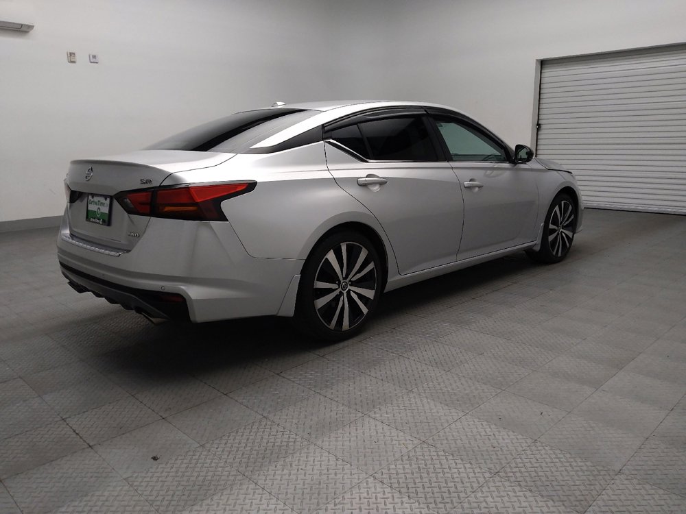 Used 2020 Nissan Altima 2.5 SR w/ Premium Package image 9