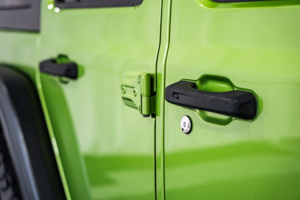 Used 2018 Jeep Wrangler Unlimited Rubicon image 16