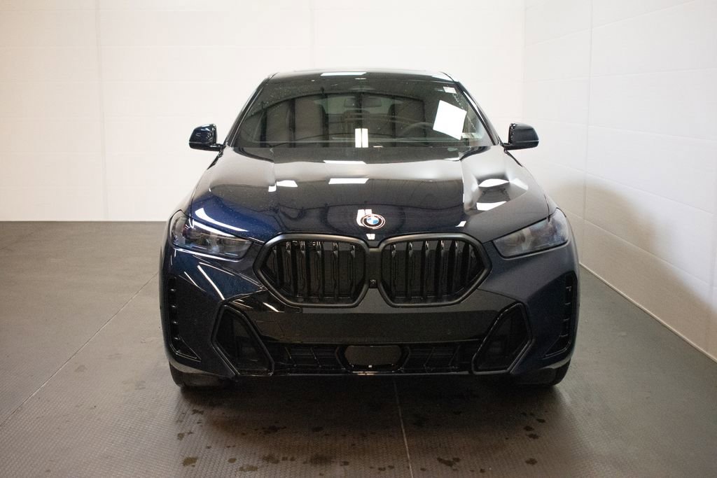 New 2026 BMW X6 xDrive40i w/ Climate Comfort Package AWD/4WD image 2