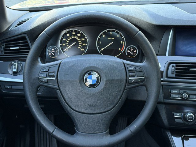 Used 2014 BMW 535d Sedan image 27