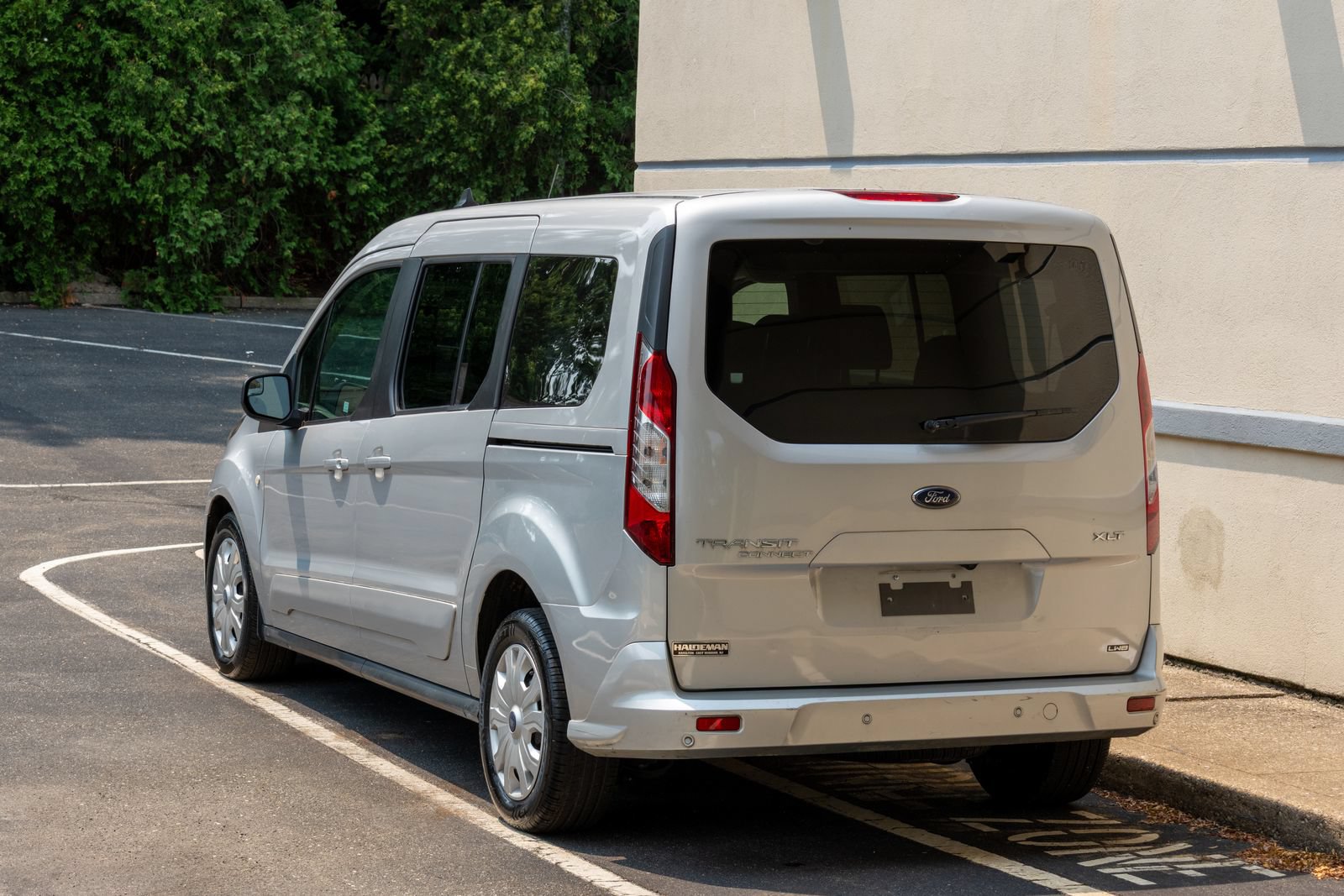 Used 2022 Ford Transit Connect XLT FWD image 9
