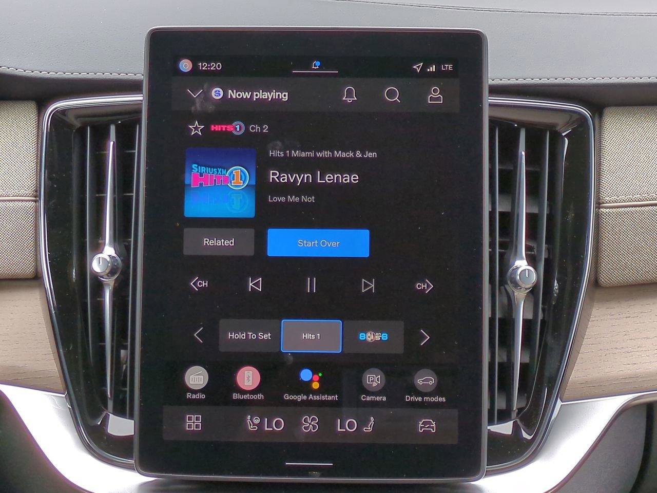 New 2026 Volvo XC90 B6 Ultra w/ Lounge Package image 16