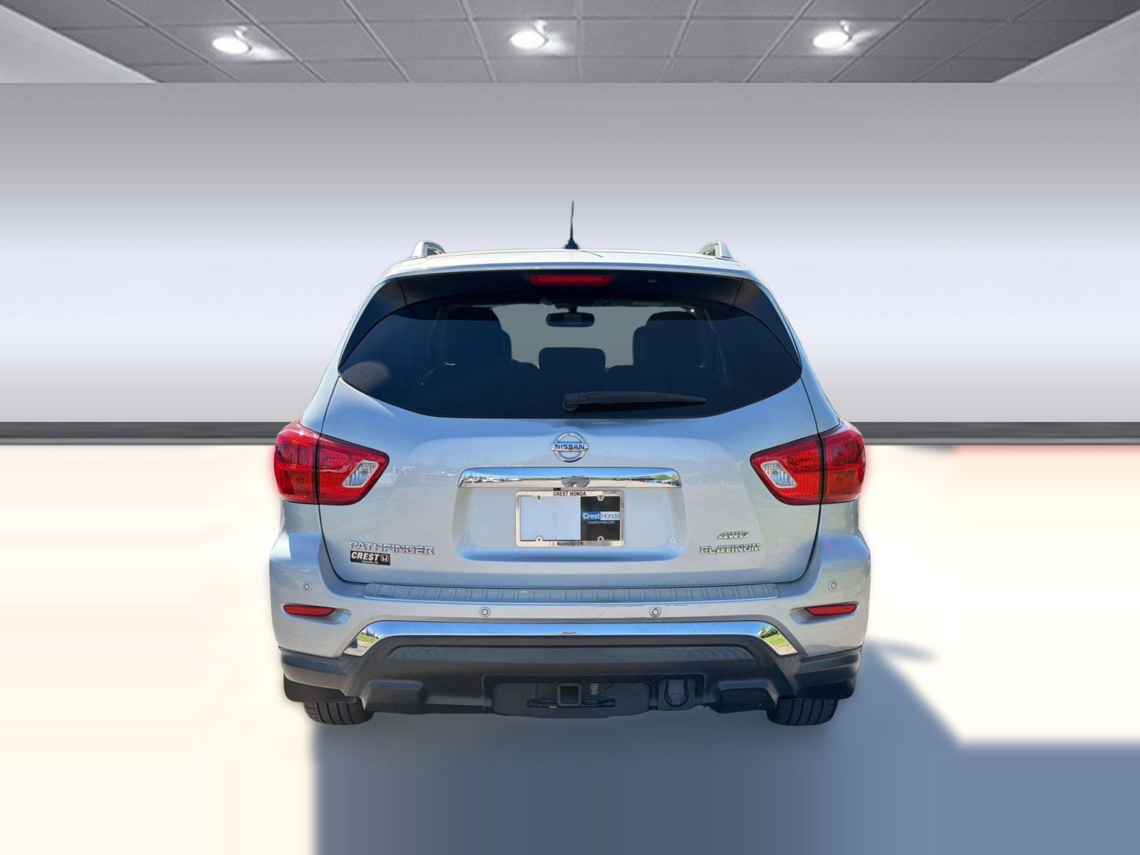 Used 2017 Nissan Pathfinder Platinum w/ Family Entertainment Package image 10