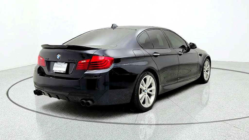 Used 2015 BMW 550i xDrive Sedan AWD/4WD image 5