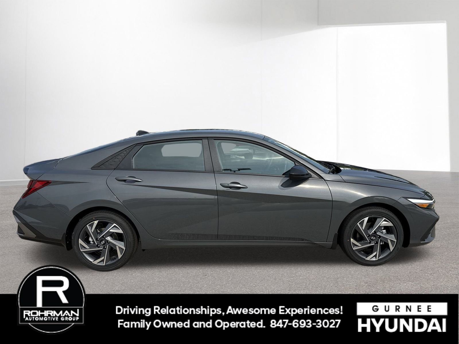 Certified 2025 Hyundai Elantra Sport image 11