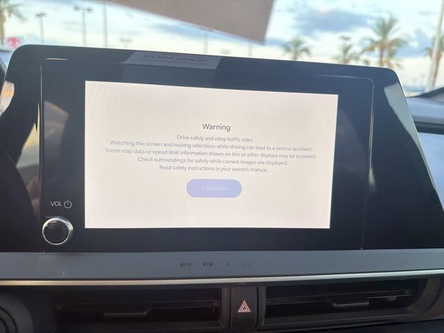 Certified 2025 Toyota Prius LE FWD image 20