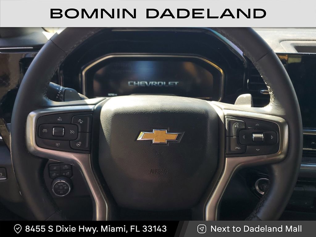 Used 2023 Chevrolet Silverado 1500 LTZ image 4