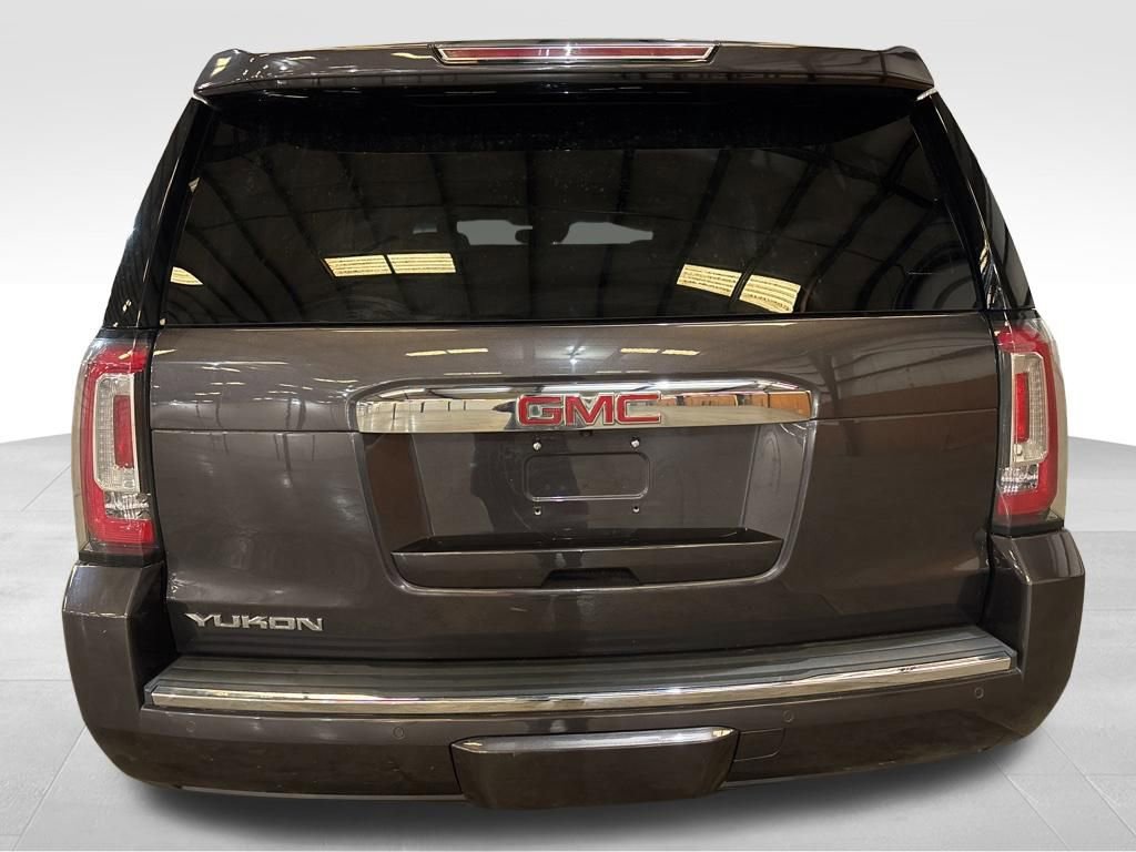 Used 2018 GMC Yukon Denali image 4