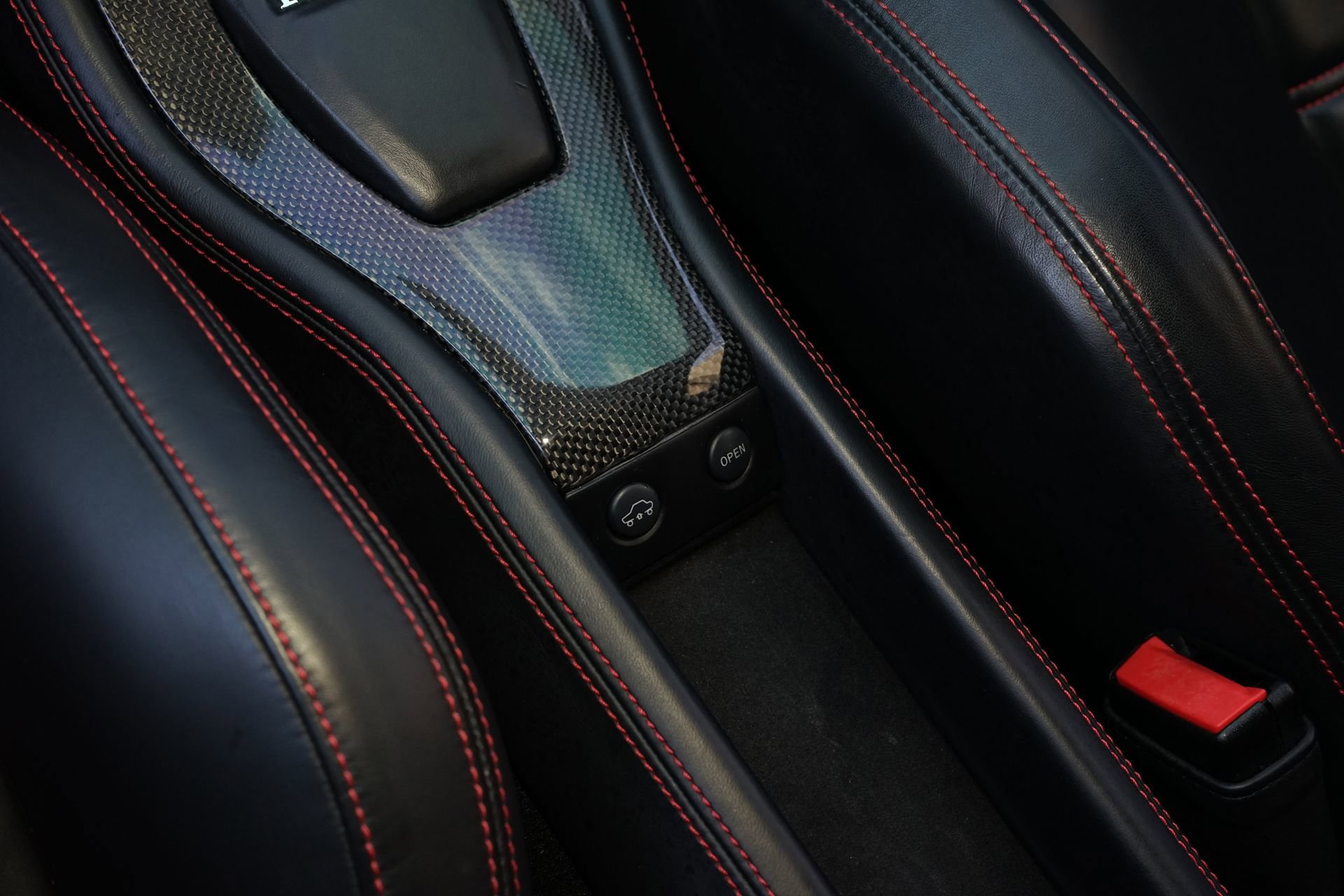 Used 2011 Ferrari 458 Italia Coupe image 17