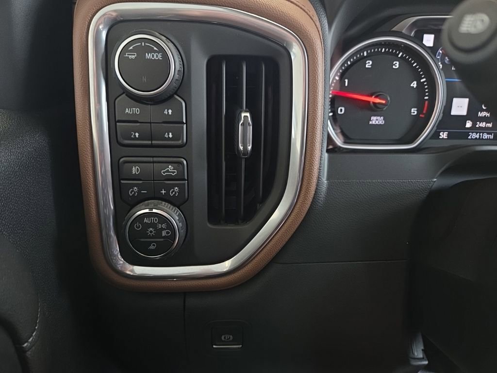 Used 2022 Chevrolet Silverado 3500 High Country w/ Safety Package II AWD/4WD image 19