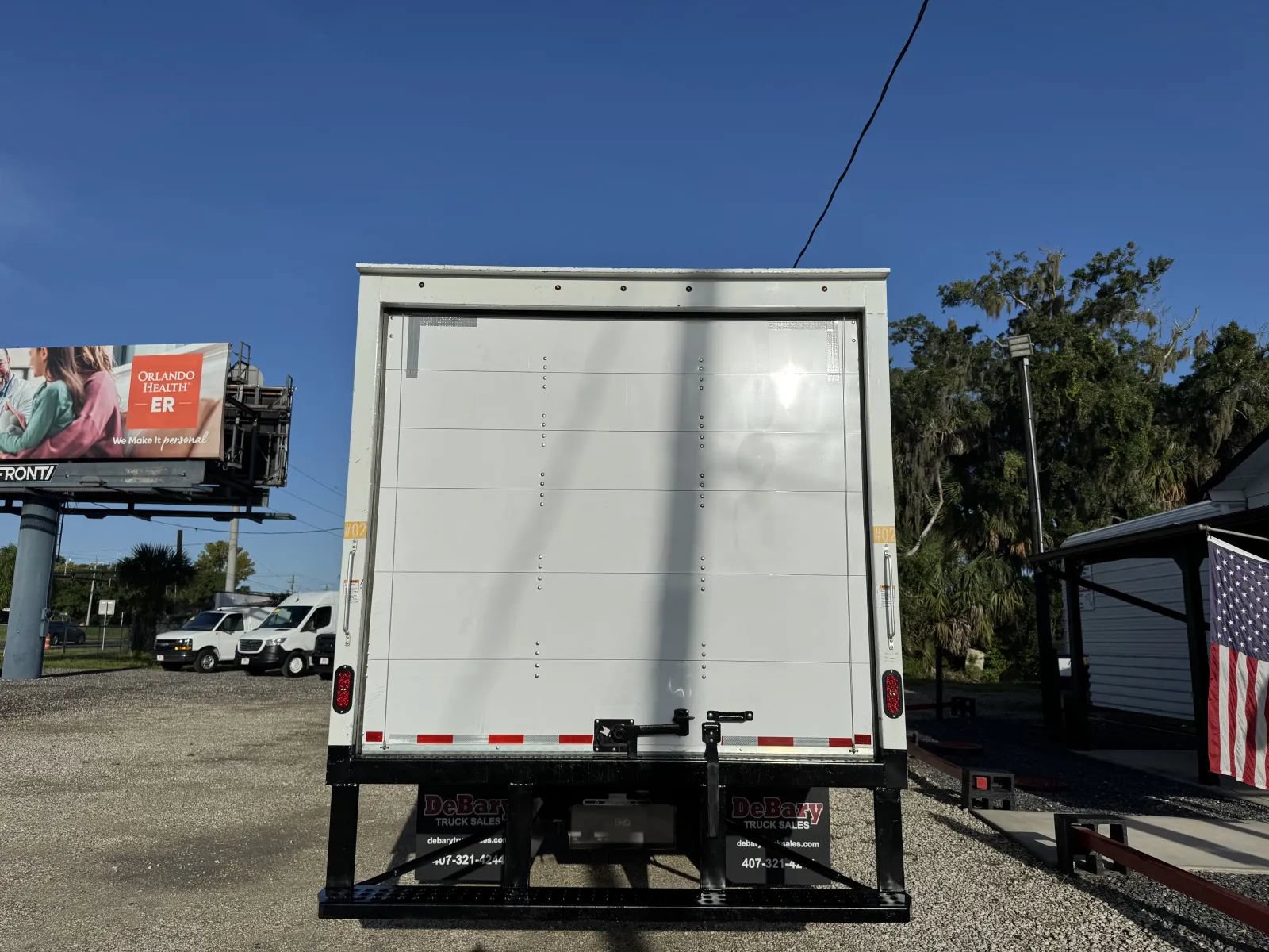 Used 2024 Isuzu NPR 4500 HD RWD image 5