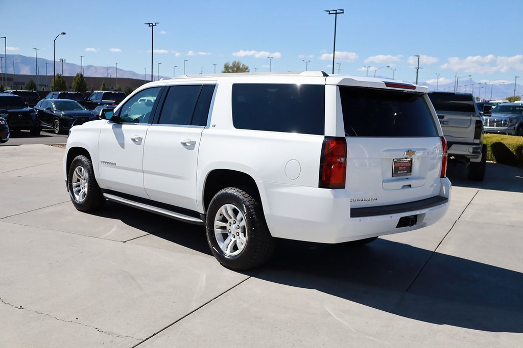 Used 2019 Chevrolet Suburban LT image 4