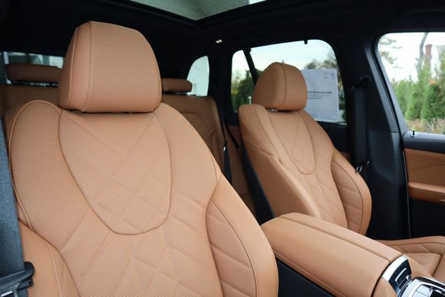 New 2026 BMW X5 xDrive50e w/ Executive Package image 28