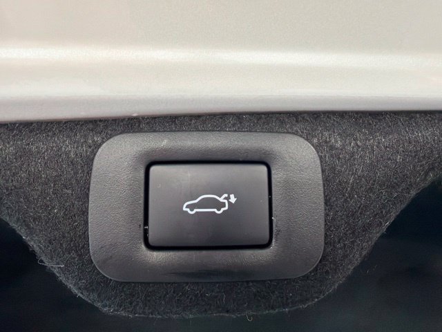 Used 2025 Lexus ES 300h w/ Technology Package FWD image 31