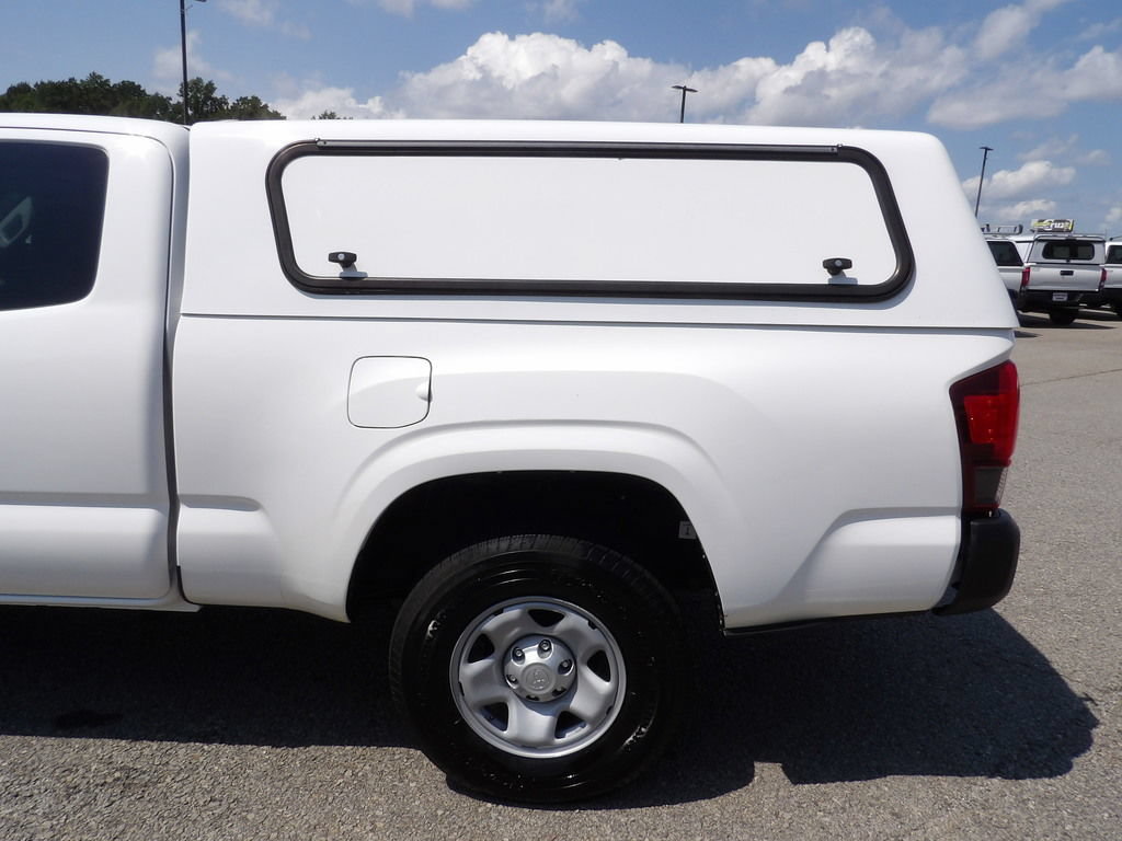 Used 2023 Toyota Tacoma SR RWD image 39