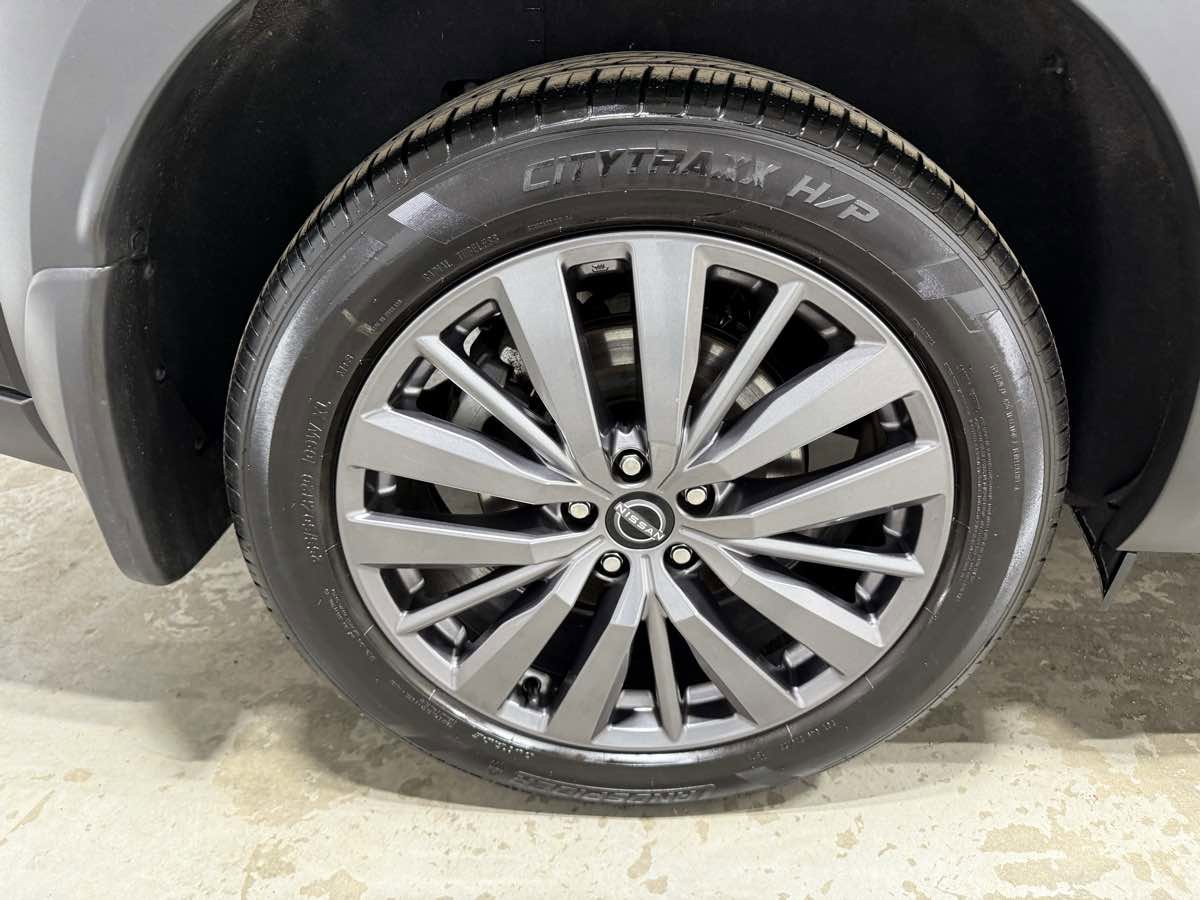 Used 2024 Nissan Pathfinder SL w/ SL Premium Package AWD/4WD image 6