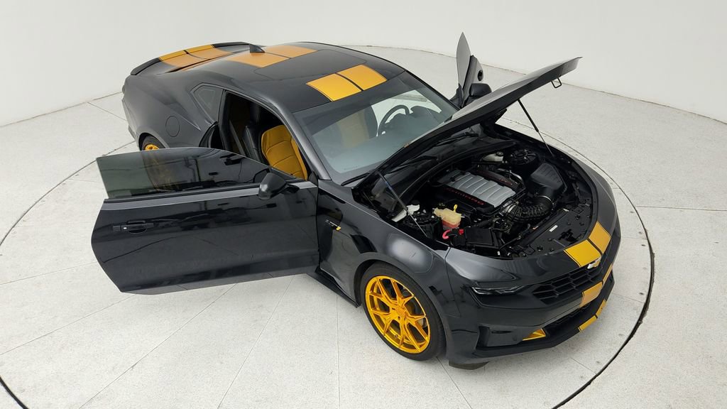 Used 2023 Chevrolet Camaro LT w/ RS Package image 40