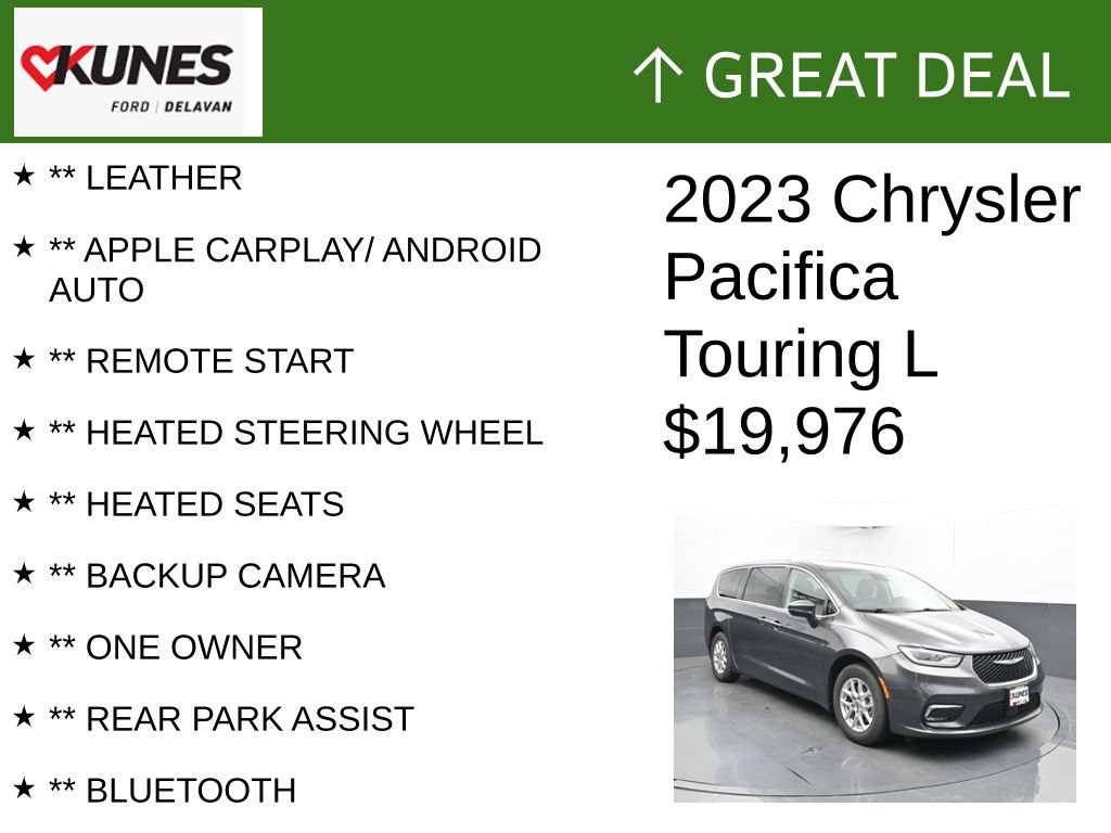 Used 2023 Chrysler Pacifica Touring-L FWD image 2