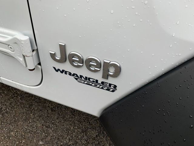 Used 2021 Jeep Wrangler Sport AWD/4WD image 10