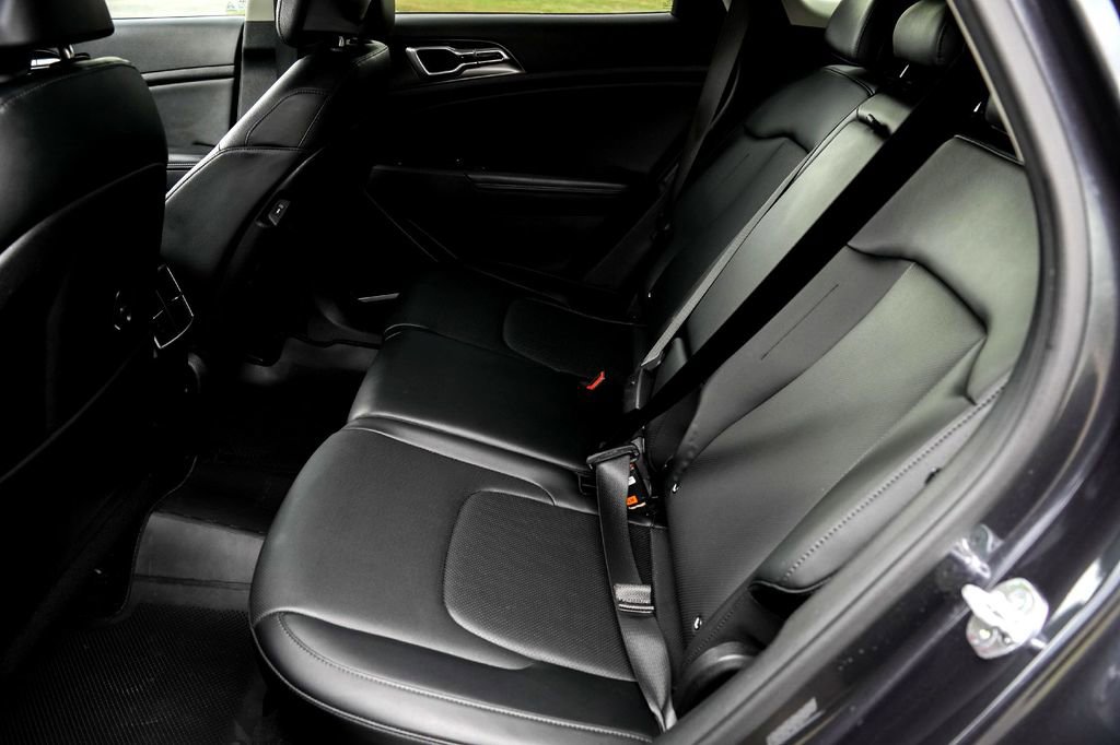 Used 2023 Kia Sportage EX image 31