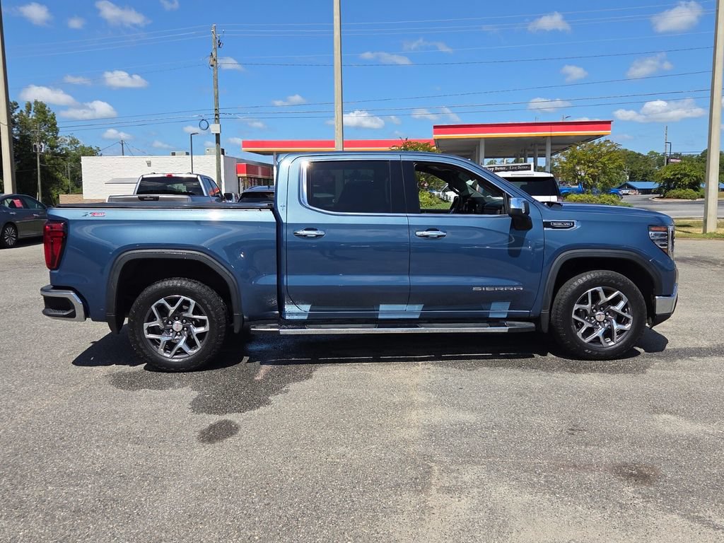 Used 2024 GMC Sierra 1500 SLT w/ SLT Premium Package AWD/4WD image 12