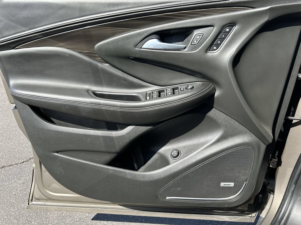Used 2019 Buick Envision Premium AWD/4WD image 22