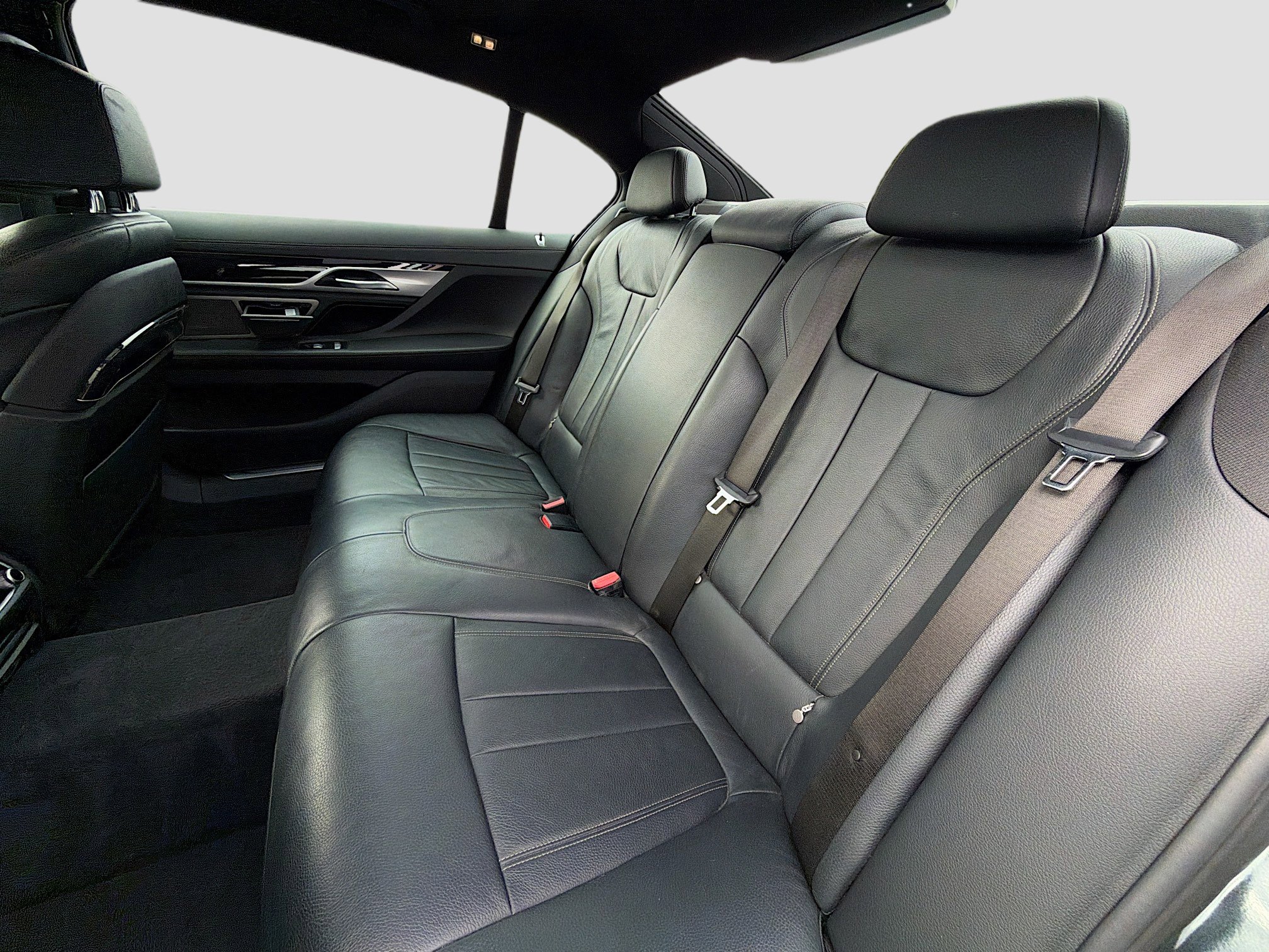 Used 2019 BMW 740i 740i w/ M Sport Package image 20