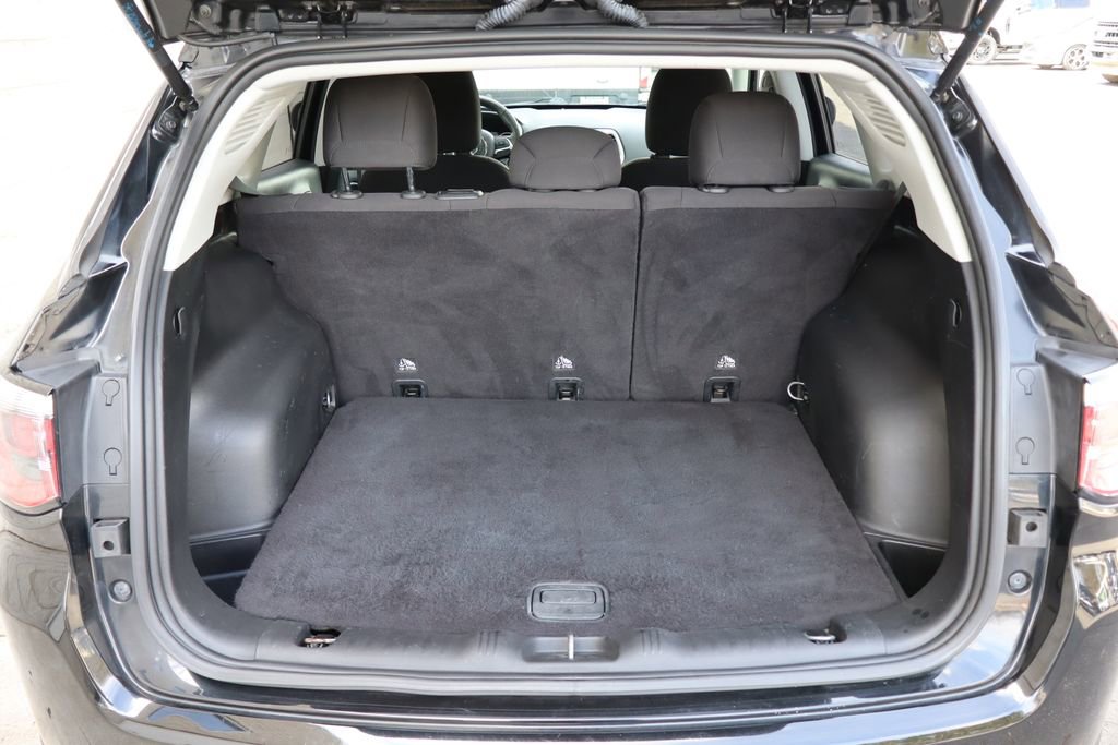 Used 2019 Jeep Compass Sport image 19