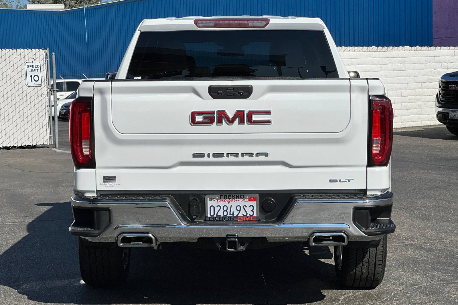 Used 2022 GMC Sierra 1500 SLT w/ SLT Convenience Package AWD/4WD image 5