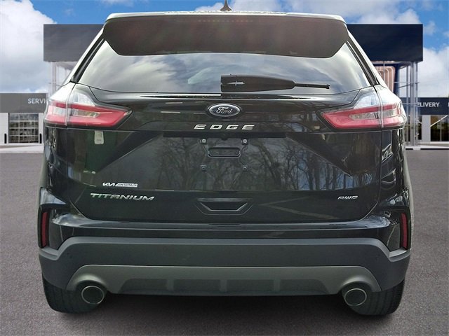 Used 2024 Ford Edge Titanium image 5