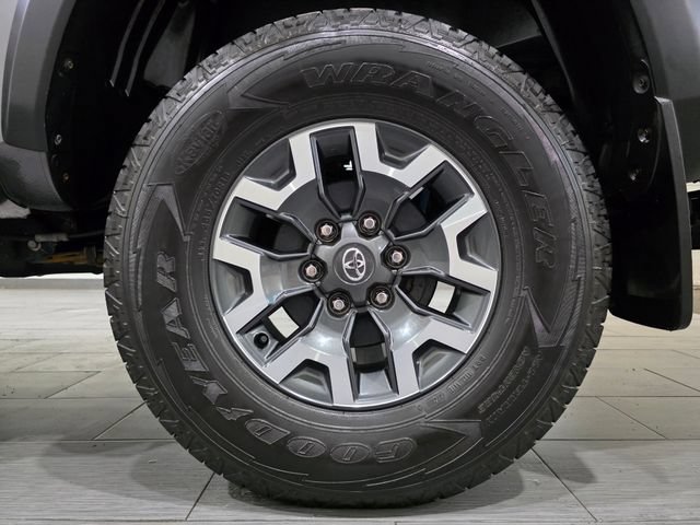 Used 2021 Toyota Tacoma TRD Off-Road AWD/4WD image 23