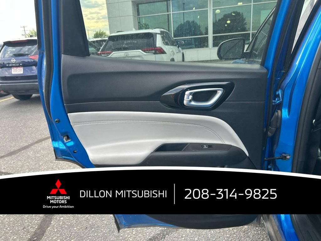 Used 2025 Jeep Compass Limited AWD/4WD image 8