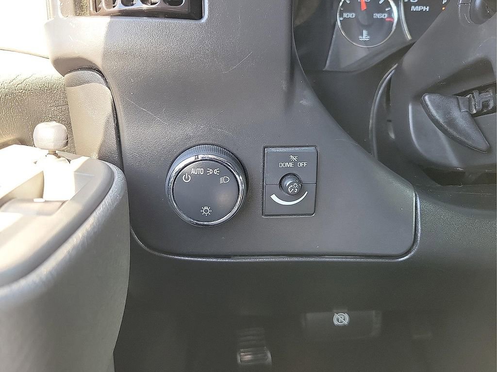 Used 2020 Chevrolet Express 3500 LT w/ LT Preferred Equipment Group image 13