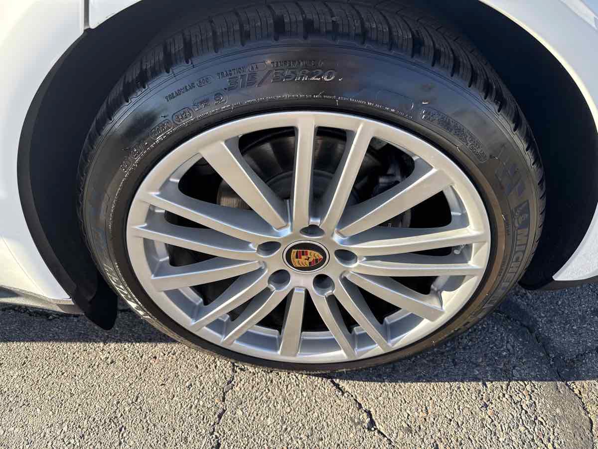 Used 2021 Porsche Panamera 4 Executive AWD/4WD image 10
