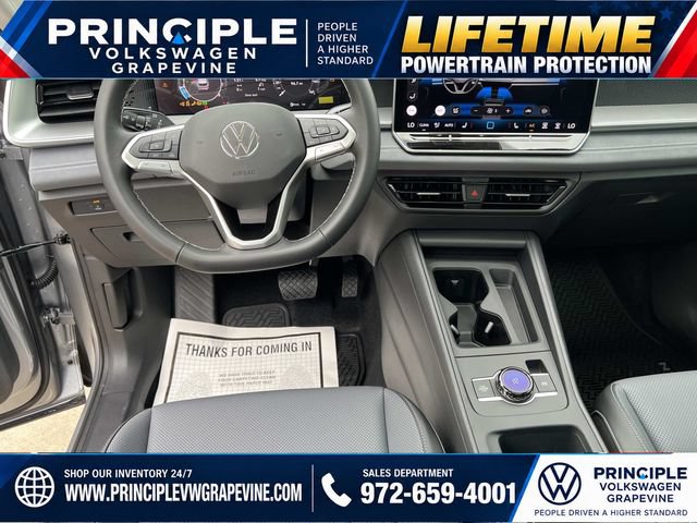 New 2026 Volkswagen Tiguan SE FWD image 22