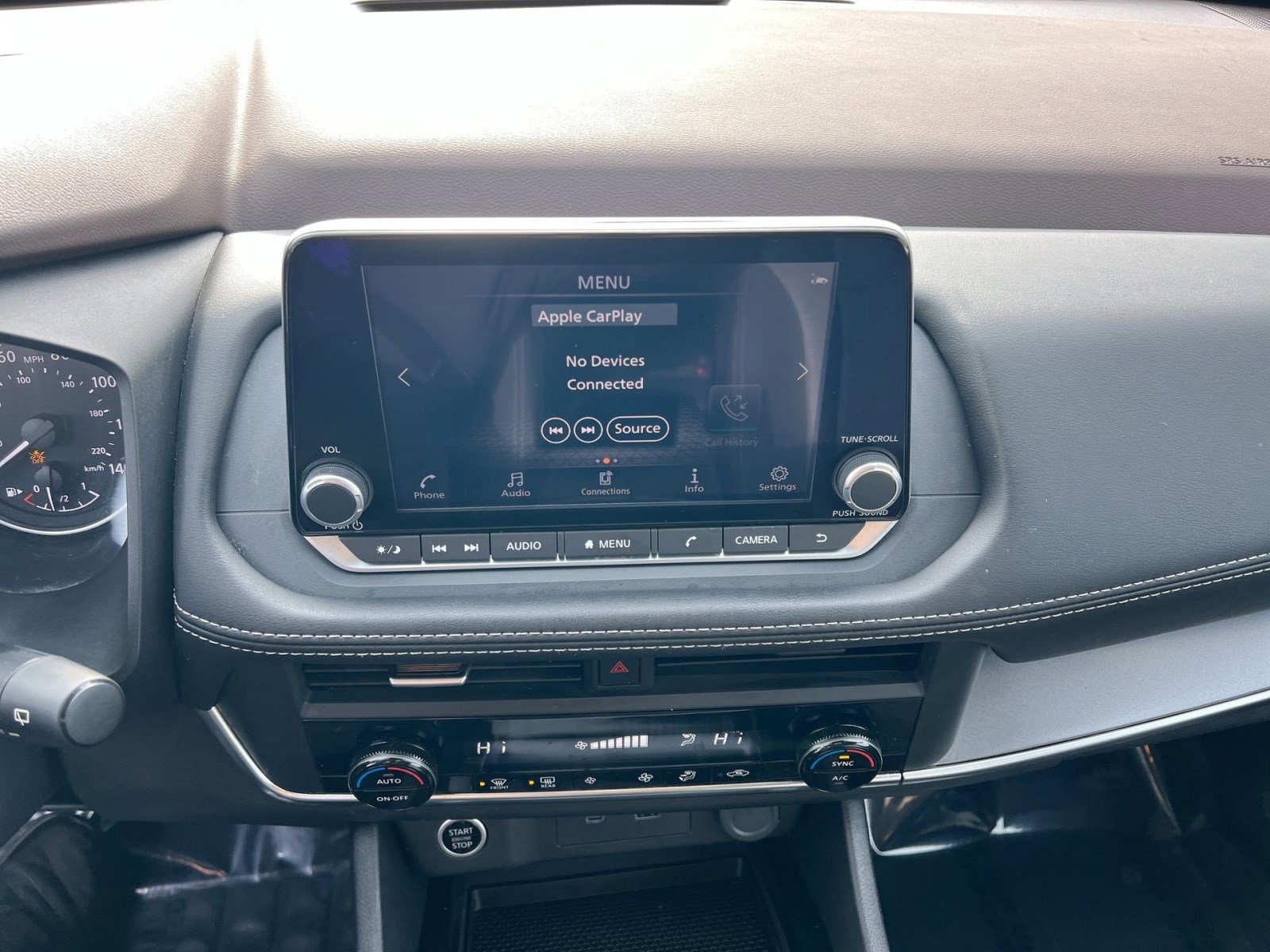 Used 2023 Nissan Rogue SV image 18