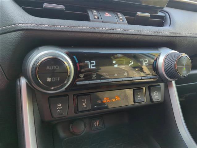 Used 2023 Toyota RAV4 XLE Premium image 23