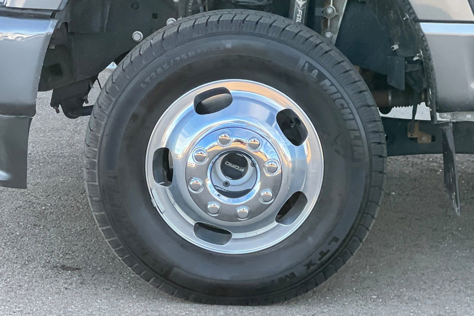 Used 2023 Ford F350 Platinum AWD/4WD image 27