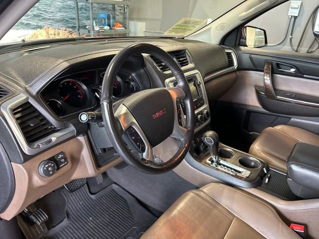 Used 2017 GMC Acadia Limited SLT FWD image 2