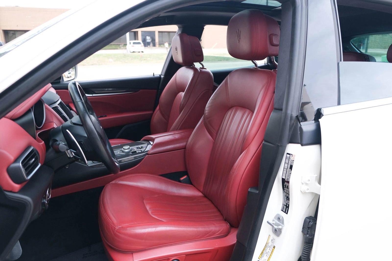 Used 2017 Maserati Levante S image 22